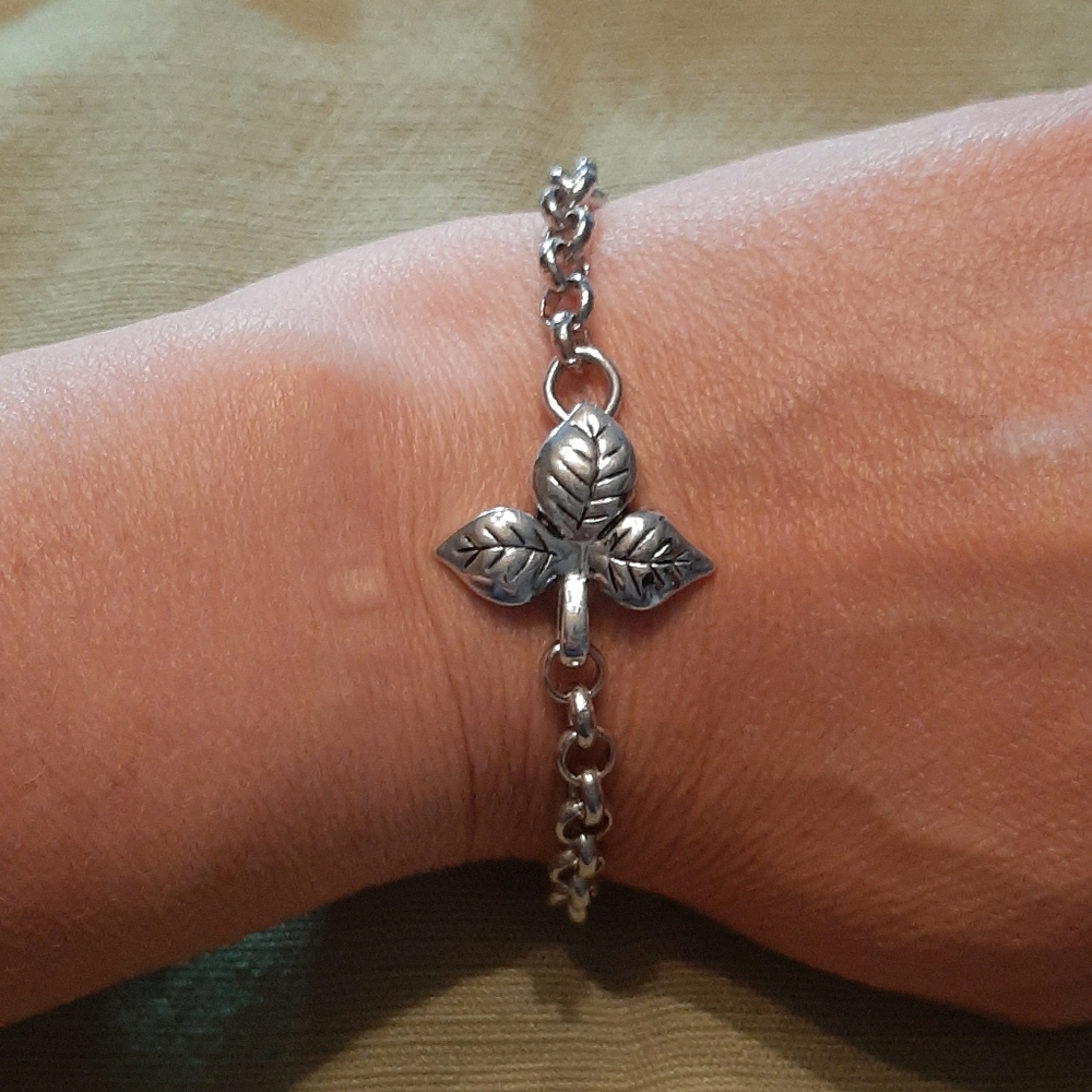 New Hand crafted Everyday Bracelet